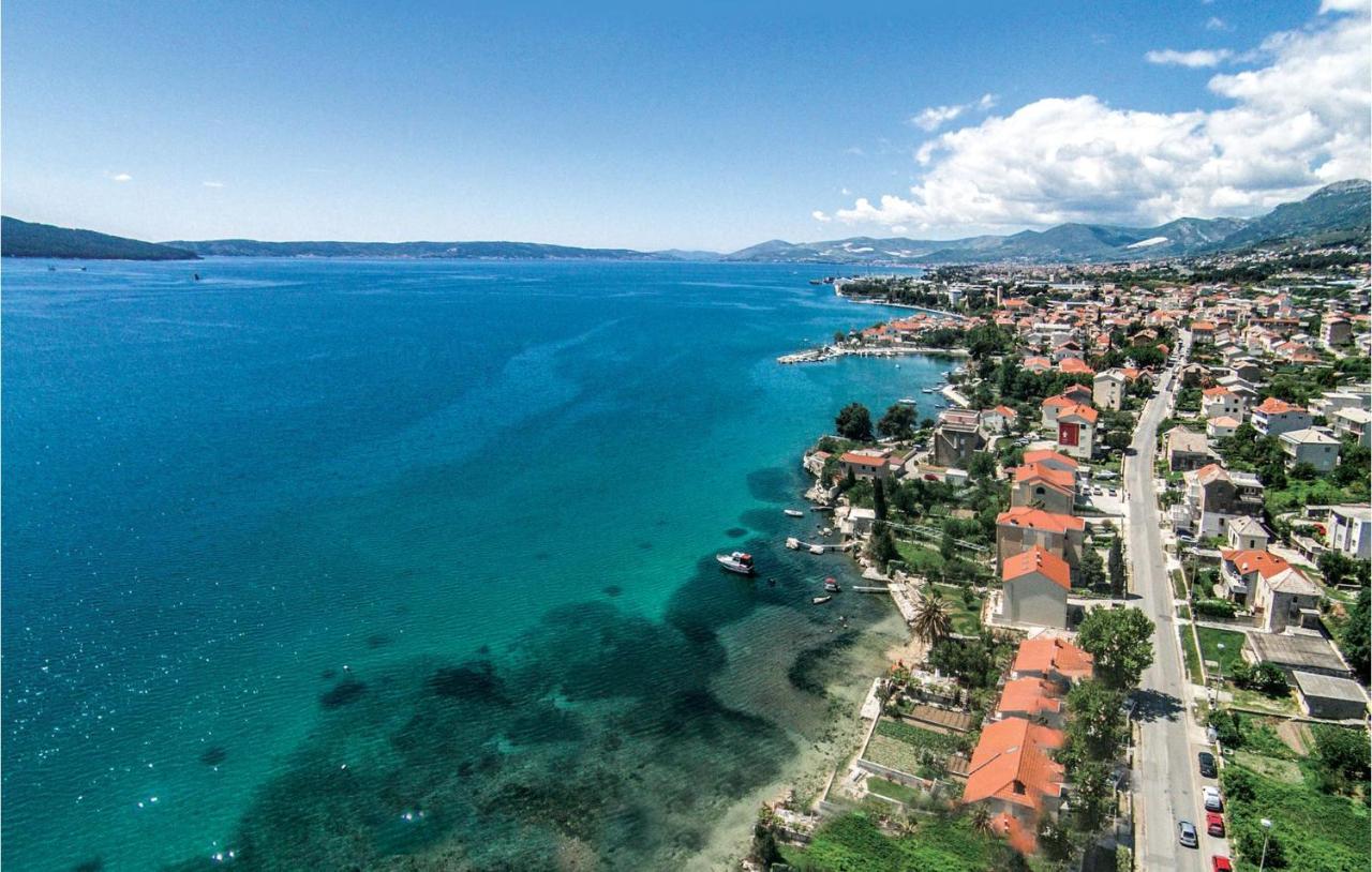 Gorgeous Apartment In Kastel Sucurac With Wifi Kaštela Extérieur photo